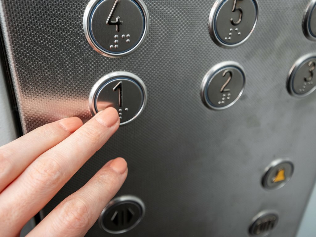 ¿Cuánto consume un ascensor? Consejos para reducir su impacto energético (II)