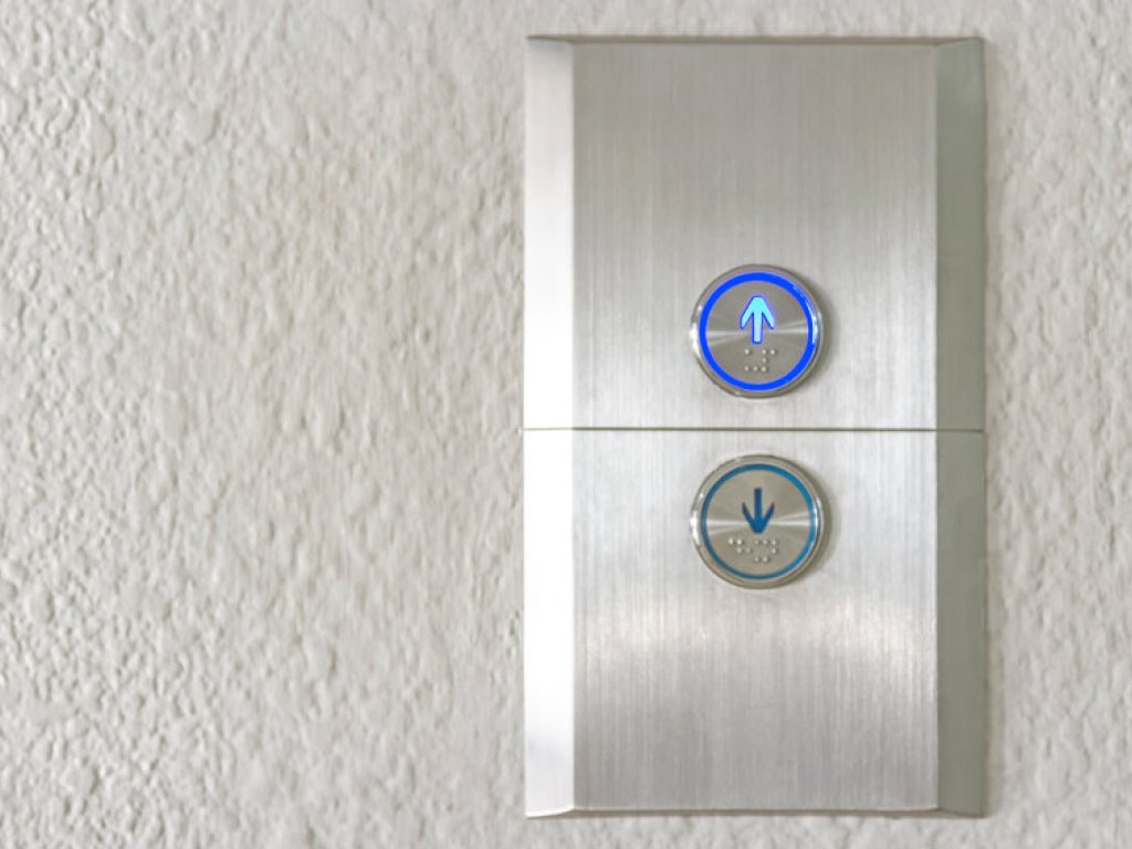 Cómo reducir el consumo energético en el uso del ascensor (II)