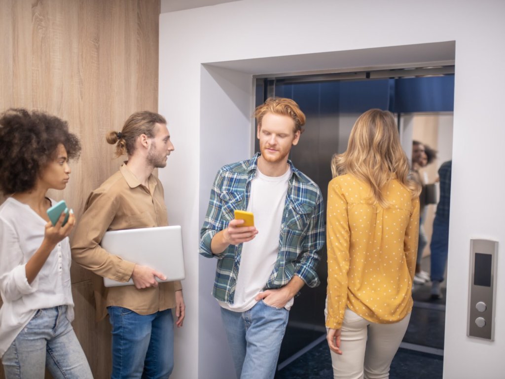 Claves para una conversación de ascensor exitosa