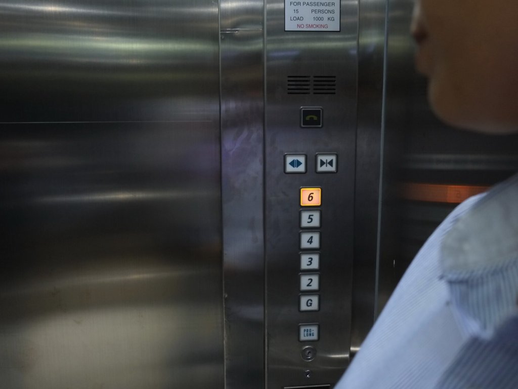 ¿Qué es el miedo a los ascensores y cómo intentar superarlo? (II)