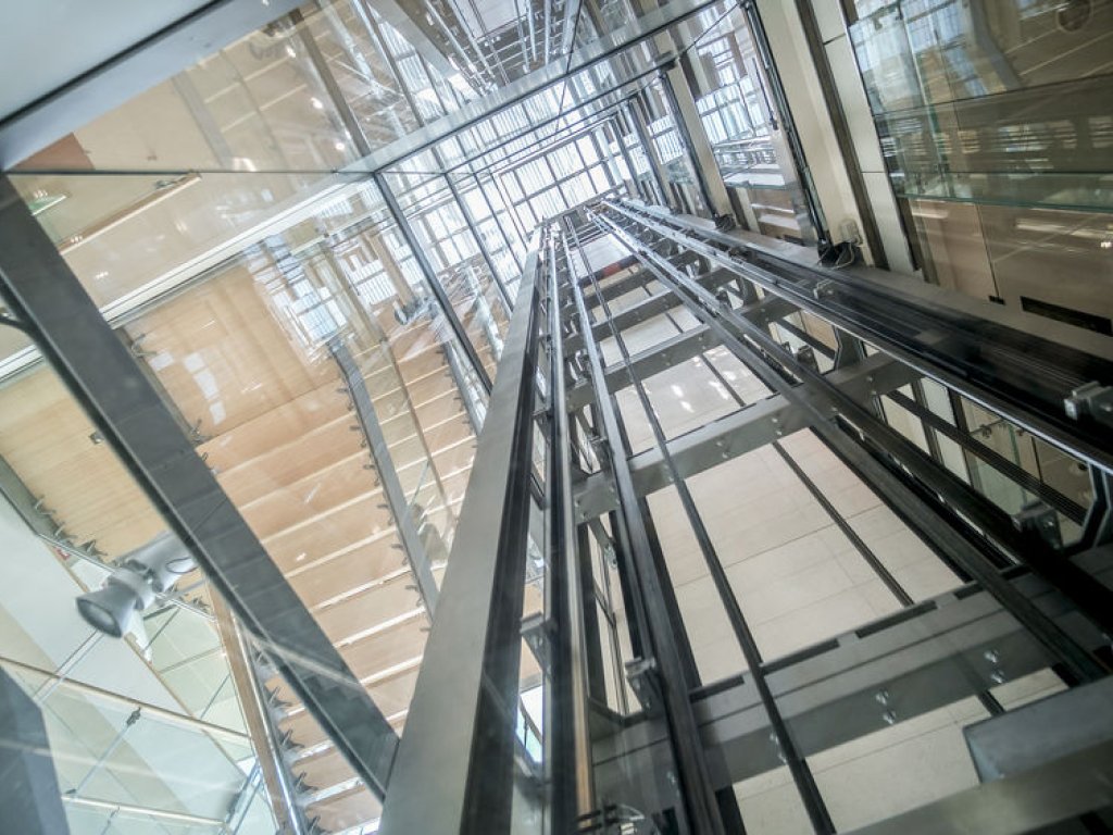 Por qué instalar ascensores panorámicos