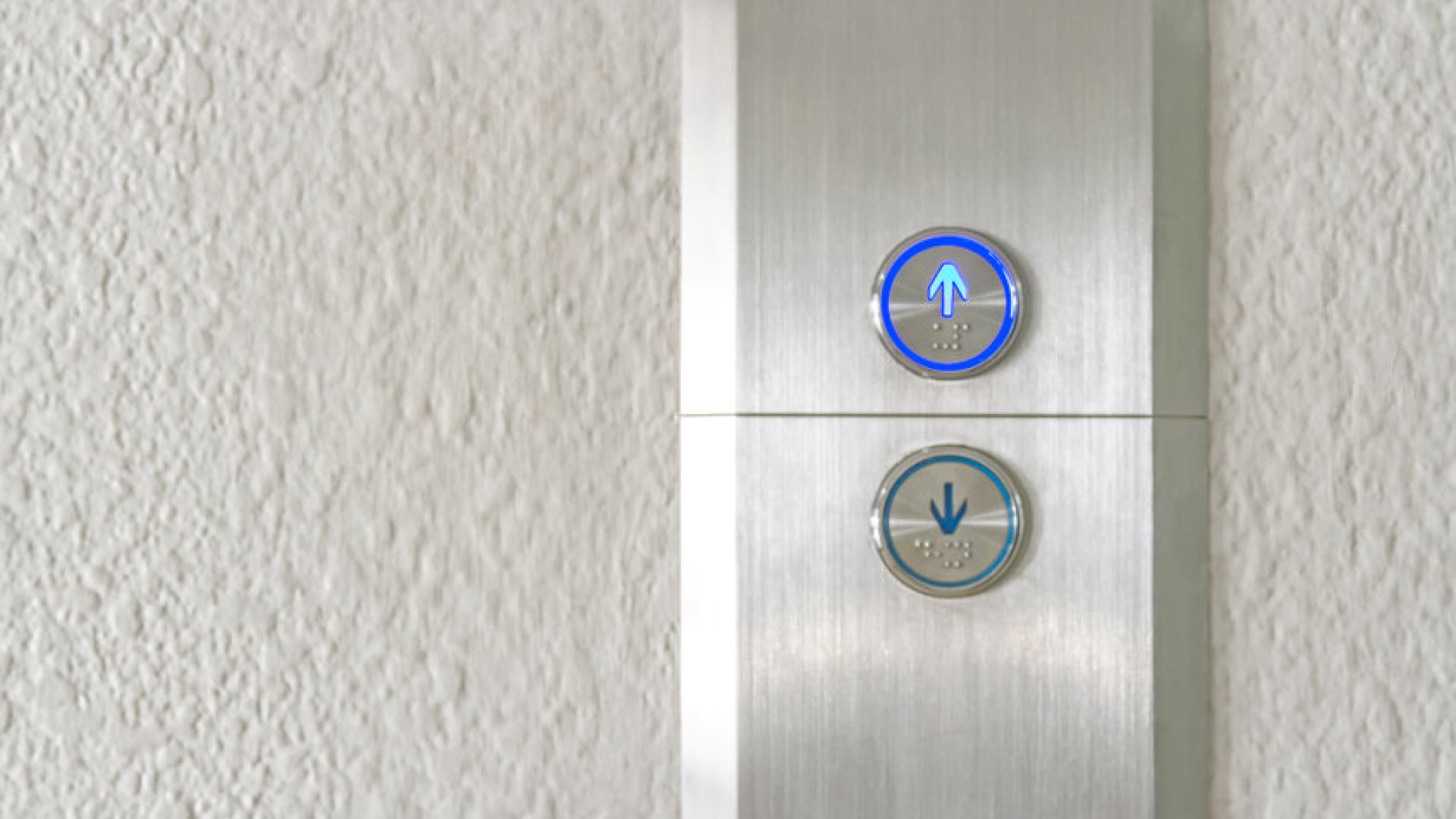 Cómo reducir el consumo energético en el uso del ascensor (II)