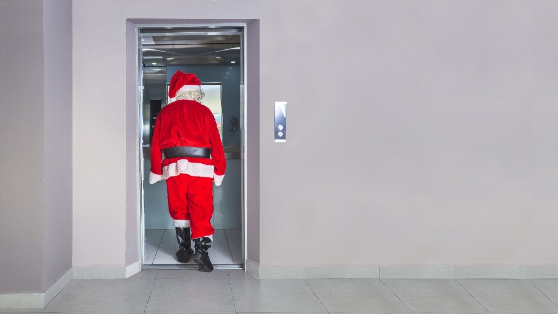 Ascensores Pertor os desea una Feliz Navidad y un próspero año 2023