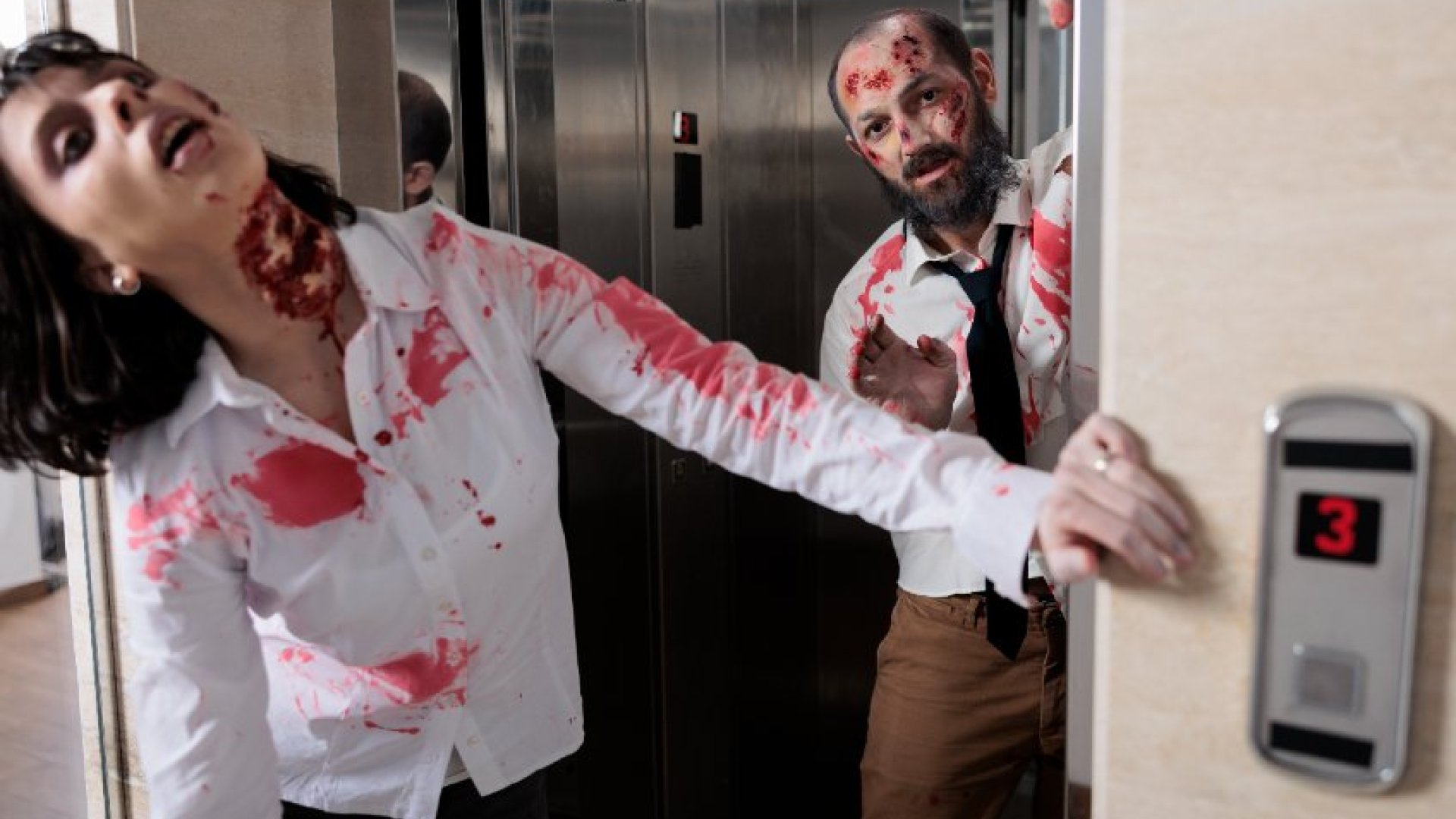 Ideas creativas para decorar tu ascensor en Halloween (I)
