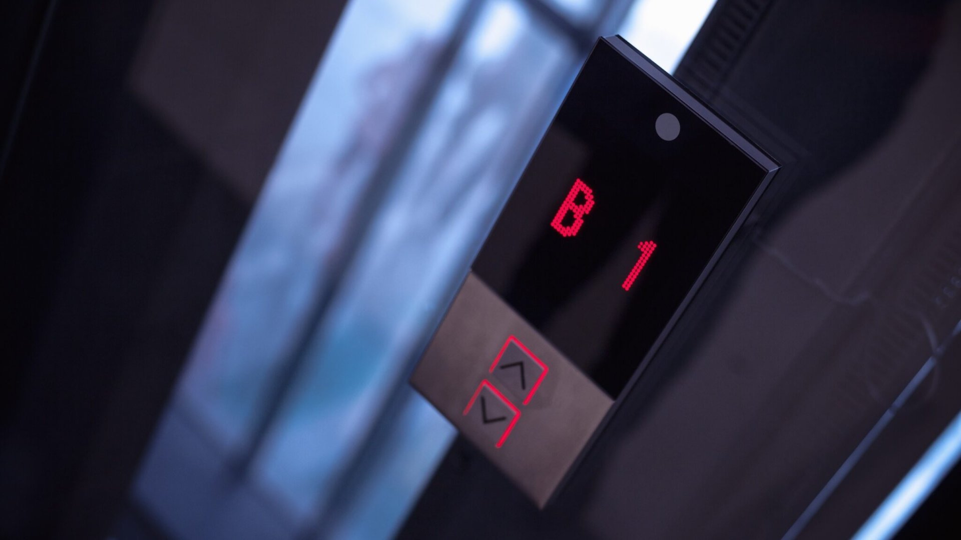 Ideas creativas para decorar tu ascensor en Halloween (III)