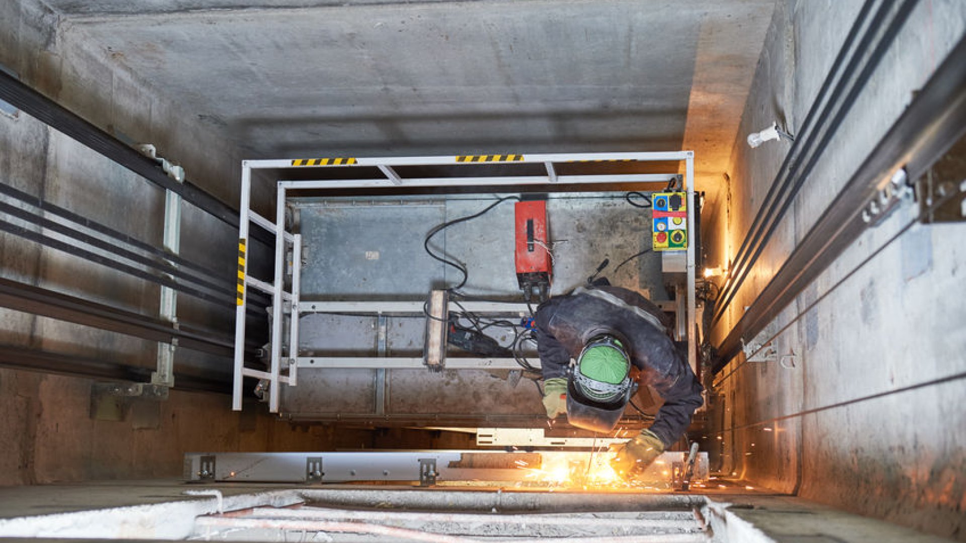 Qué causa los ruidos en el ascensor y cómo se pueden solucionar (II)