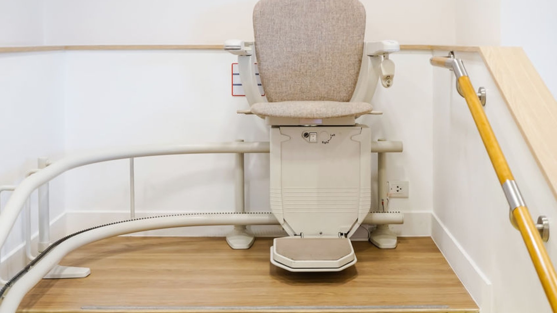 Silla para escalera, ¿qué hay que tener en cuenta para instalarla? (I)