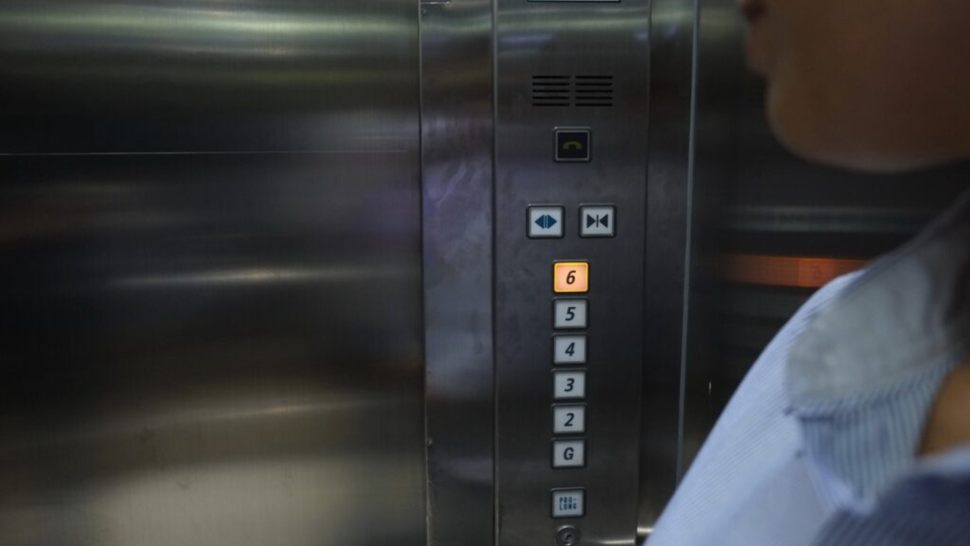 ¿Cuándo conviene modernizar un ascensor y no sustituirlo? (I)